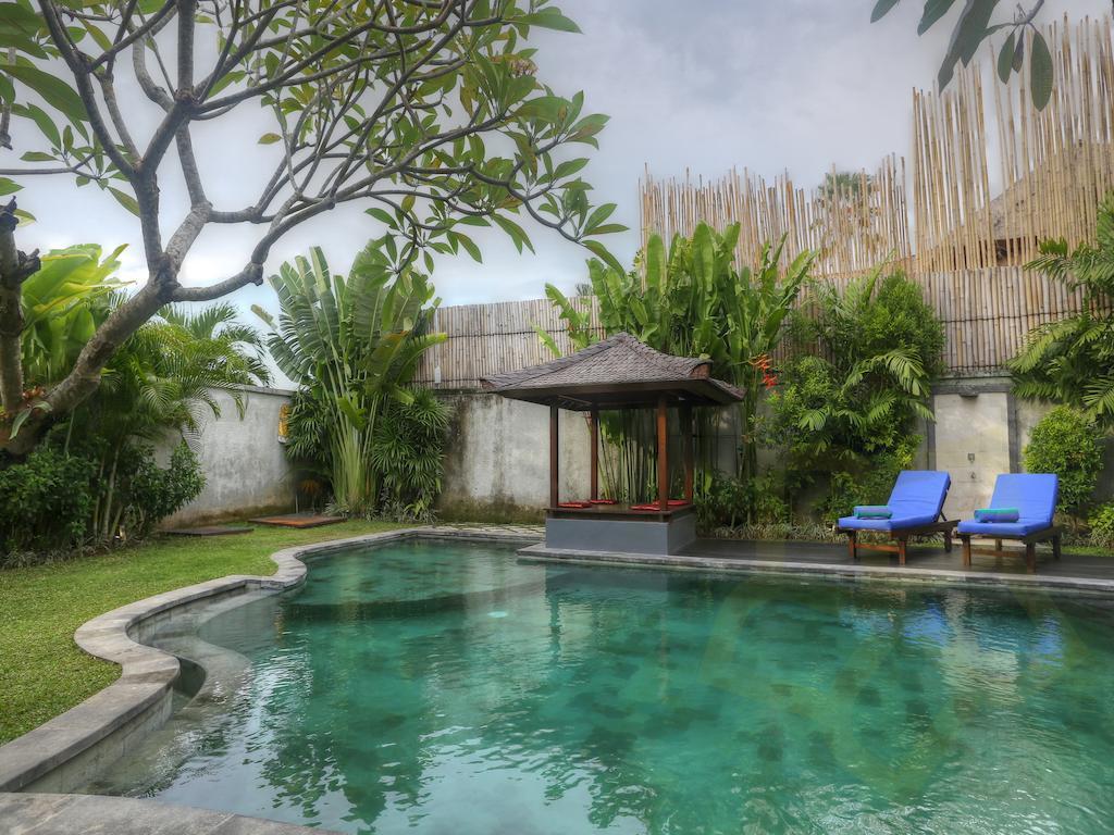 Villa Fanisa Kuta Lombok Pokoj fotografie